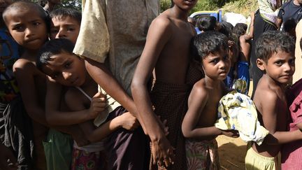 Des enfants dans un camp de réfugiès rohingyas, le 22 septembre 2017. (DOMINIQUE FAGET / AFP)