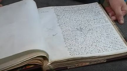 Manuscrit du roman "Ursule Mirouët"de Balzac (collection Aristophil)
 (France 2)