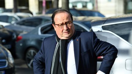 François Hollande à Paris, le 11 février 2020. (CHRISTOPHE ARCHAMBAULT / AFP)