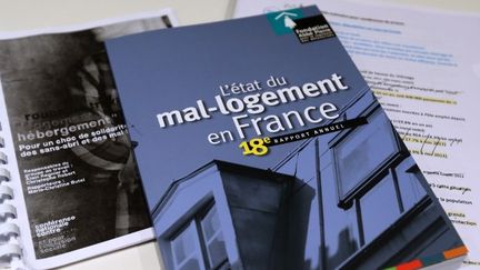 Le 18e rapport annuel de la Fondation Abb&eacute;-Pierre sur le mal-logement en France a &eacute;t&eacute; publi&eacute; vendredi 1er f&eacute;vrier 2013. (THOMAS SAMSON / AFP)