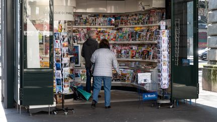 Kiosque à journaux, Paris, 18 février 2020 (RICCARDO MILANI / HANS LUCAS)