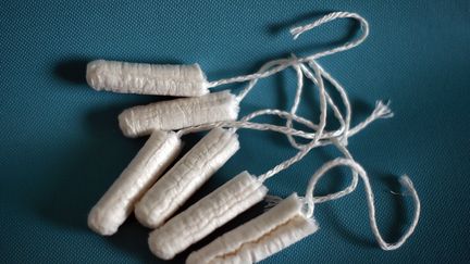 La mutuelle des étudiants (LMDE)&nbsp;rembourse désormais des protections hygiéniques. (LOIC VENANCE / AFP)