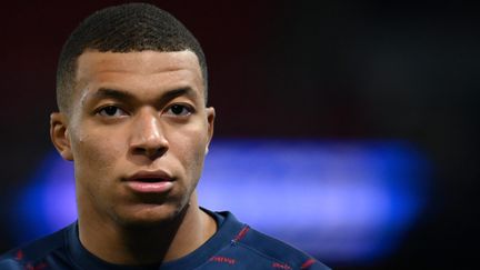 Kylian Mbappé et le président du PSG ont échangé le 10 août 2023. (JULIEN MATTIA / LE PICTORIUM / MAXPPP)