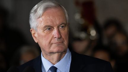 Lors de la passation de pouvoirs à Matignon, le vendredi 13 décembre, Michel Barnier a assuré qu'il resterait "du côté des Français". (ALEXIS SCIARD / MAXPPP)