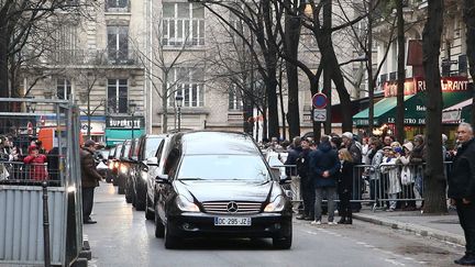 Le 12 janvier, l'arrivée du cortège à l'entrée du cimetière Montmartre.
 (P LE FLOCH/SIPA)