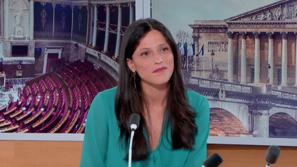 Législatives 2024 : "La dissolution a eu une vertu de clarification de la vie politique", affirme Éléonore Caroit, députée Renaissance sortante (franceinfo)