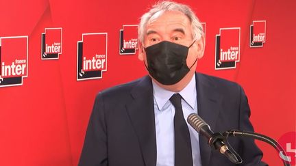 François Bayrou, Haut-Commissaire au Plan, président du MoDem et maire de Pau (Pyrénées-Atlantiques), le 6 mai 2021 sur France Inter. (FRANCEINTER / RADIOFRANCE)