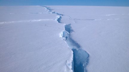 Une photo non datée de la barrière de glace d'Amery, dans l'est de l'Antarticque. (RICHARD COLEMAN / AUSTRALIAN ANTARCTIC DIVISION / AFP)