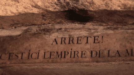 VRAI OU FAUX. Des agressions ont-elles lieu dans les catacombes de Paris ? (France 2)