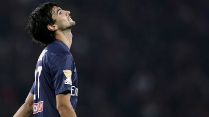 Javier Pastore tente sa chance pour le PSG