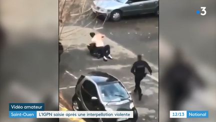 La vidéo de l'interpellation, vendredi 9 août à Saint-Ouen, a été diffusée sur les réseaux sociaux. (FRANCE 3)