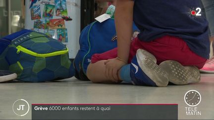 Grève contre la réforme des retraites : 6 000 enfants sacrifiés par la SNCF pour les vacances de Noël