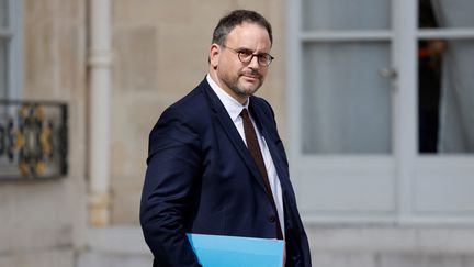 Le ministre de la Santé, Aurélien Rousseau, à Paris, le 30 août 2023. (LUDOVIC MARIN / AFP)