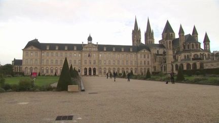 Caen&nbsp;: la mairie a été la cible d’une cyberattaque (France 3)