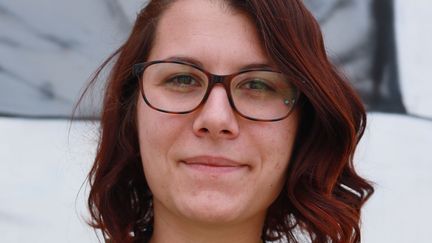 Alexane, 26 ans, livreuse, amie de Steve Maia Caniço, à Nantes. (MANON MELLA / FRANCEINFO)