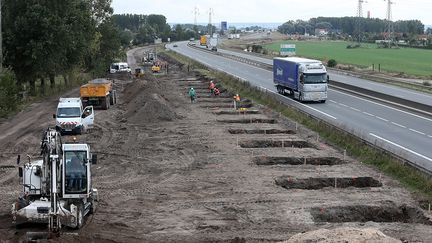 Calais : un mur qui divise