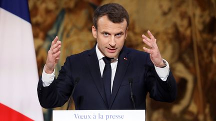 Emmanuel Macron lors de ses voeux adressés à la presse mercredi 3 janvier à l'Elysée. (LUDOVIC MARIN / POOL / AFP POOL )