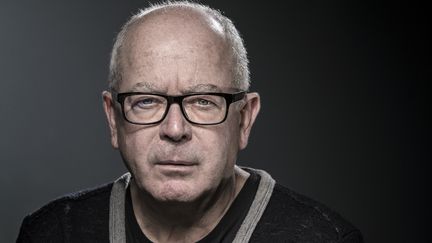 Protrait du&nbsp;romancier français Yves Ravey, 20 septembre 2017 (JOEL SAGET / AFP)