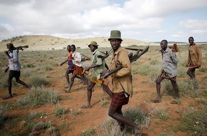 Des Turkana armés protégent leurs troupeaux, le 4 Août 2017. (Goran Tomasevic / REUTERS)