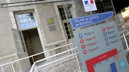 Les faits vont être requalifiés en "actes de torture et de barbarie ayant entraîné la mort" après la décès de la petite fille. (MAXPPP)