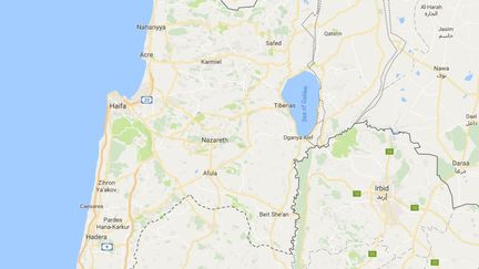 Le site fouillé, non loin de l'endroit où débouche le fleuve Jourdain, se trouve à quelques centaines de mètres du lac de Tibériade, au nord-est d'Israël. (CAPTURE ECRAN / GOOGLE MAPS)