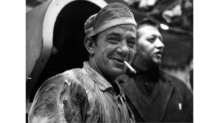 "Portrait &agrave; la cigarette", les Halles, 1967. (ROBERT DOISNEAU)