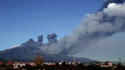 L'Etna en éruption, le 24 décembre 2018. (GIOVANNI ISOLINO / AFP)