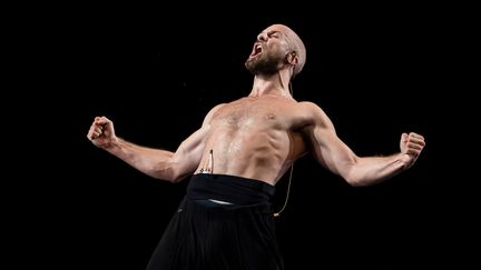 Le danseur François Alu (JULIEN BENHAMOU)