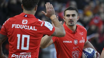 Le Toulousain Thomas Ramos face aux Blues Bulls, le 2 avril 2023, lors des huitièmes de finale de Champions Cup. (VALENTINE CHAPUIS / AFP)