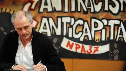 Quelle est l'empreinte numérique de Philippe Poutou ? (ALAIN JOCARD / AFP)