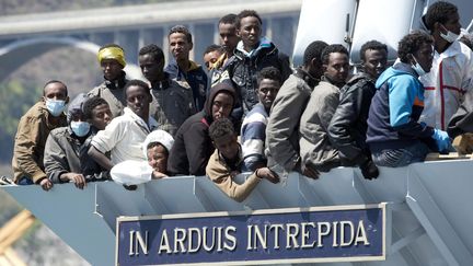 &nbsp; (Plus de 5.800 migrants ont été secourus ce week-end en mer, principalement au large de la Libye © Maxppp)