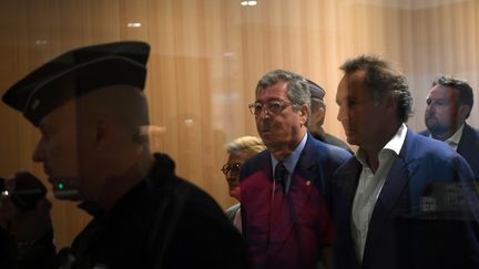 Patrick Balkany&nbsp;au tribunal correctionnel de Paris, le 13 septembre 2019.&nbsp; (CHRISTOPHE ARCHAMBAULT / AFP)