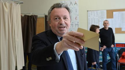 Le pr&eacute;sident socialiste du d&eacute;partement des Bouches-du-Rh&ocirc;ne,&nbsp;Jean-No&euml;l Gu&eacute;rini,&nbsp;le 29 mars 2015 &agrave; Marseille,&nbsp;lors du second tour des &eacute;lections d&eacute;partementales. (BORIS HORVAT / AFP)