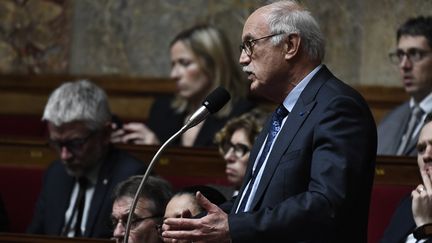 Le député LREM Jean-Louis Touraine, rapporteur du projet de loi relatif à la bioéthique, lors des questions au gouvernement à l'Assemblée nationale, le 15 janvier 2019.&nbsp; (STEPHANE DE SAKUTIN / AFP)