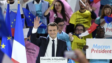 Emmanuel Macron lors de son meeting de La Villette, à Paris, le 1er mai 2017. (ERIC FEFERBERG / AFP)