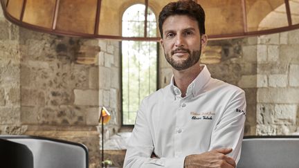 Le chef étoié Olivier Valade dans son restaurant La Chapelle, à Montluçon. (CHÂTEAU SAINT-JEAN)