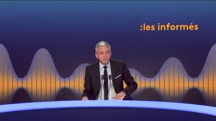 Jean-François Achilli présente Les informés sur franceinfo (FRANCEINFO / RADIOFRANCE)