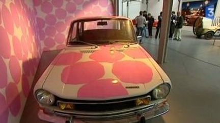 &quot;Appel de Ph&#039;art&quot;: art contemporain et voitures au musée de l&#039;auto
 (Culturebox)