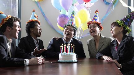 "Happy Birthday to You" est consid&eacute;r&eacute;e comme l'une des chansons les plus c&eacute;l&egrave;bres du monde. (HANS NELEMAN / THE IMAGE BANK / GETTY IMAGES)