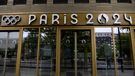 Les locaux de Paris 2024, le 20 juin 2023. (JULIEN DE ROSA / AFP)