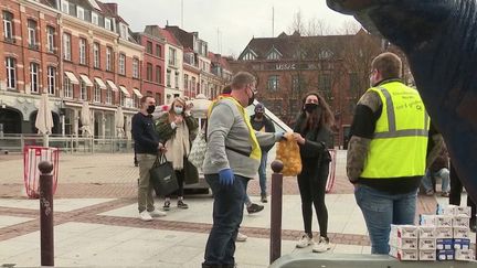 Solidarité : les Français donnent plus aux associations en cette période de crise