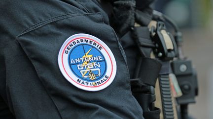 Des forces du GIGN lors d'un exercice de simulation d'une attaque terroriste à Pontivy (Morbihan), le 30 septembre 2019. (MAXPPP)