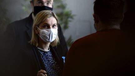 La ministre&nbsp;chargée de l'Industrie, Agnès Pannier-Runacher, à Béthune (Pas-de-Calais), le 12 novembre 2020.&nbsp; (FRANCOIS LO PRESTI / AFP)