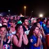 Le désarroi des supporters français après la défaite des Bleus, en finale de l'Euro 2016, face au Portugal, le 10 juillet 2016. (GEORGES ROBERT / CROWDSPARK)