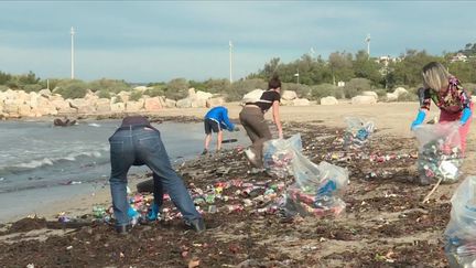 Marseille : les inondations provoquent des rivières de déchets