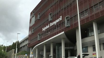 Covid-19 : l'hôpital de Rangueil, à Toulouse, reste sous tension