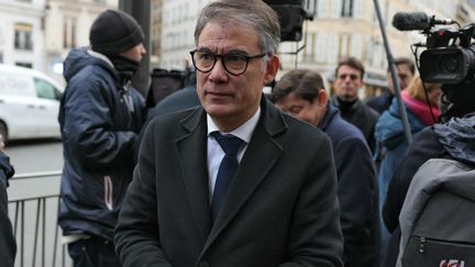 Olivier Faure, le premier secrétaire du PS, arrive à l'Elysée, à Paris, le 10 décembre 2024. (THOMAS SAMSON / AFP)