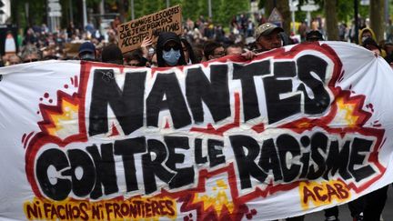 Manifestation contre le racisme, à Nantes, le 13 juin 2020. (JEAN-FRANCOIS MONIER / AFP)