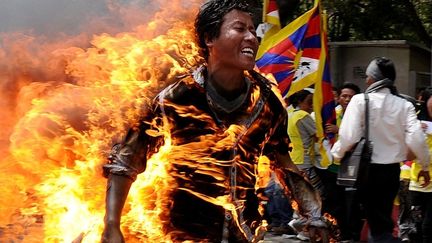 Un Tibétain en exil s&#039;immole par le feu à New Delhi pour protester contre la visite en Inde du président chinois Hu Jintao (Mars 2012)
 (STRDEL/AFP)