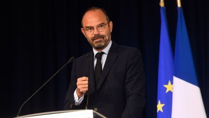 Le Premier ministre Edouard Philippe, le 20 septembre&nbsp;2019, lors d'un discours au congrès de l’association des maires ruraux, à&nbsp;Eppe-Sauvage (Nord). (FRANCOIS LO PRESTI / AFP)